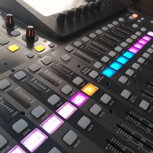 Mikseri apuna äänituotannossa ja musiikkipalveluissa